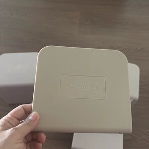 Caraway Beige pot and lid magnetic holders 5 pieces